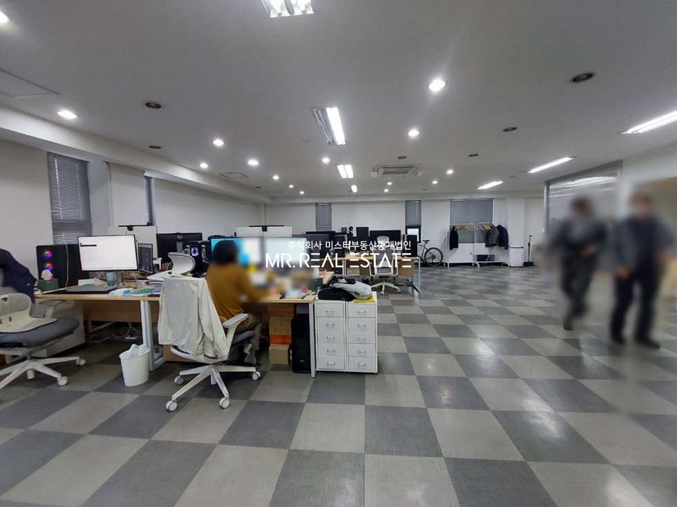 서울 강남구 논현동 언주역대로변.특급ACE.룸3.주차2 월세 매물번호 11475 사진 2