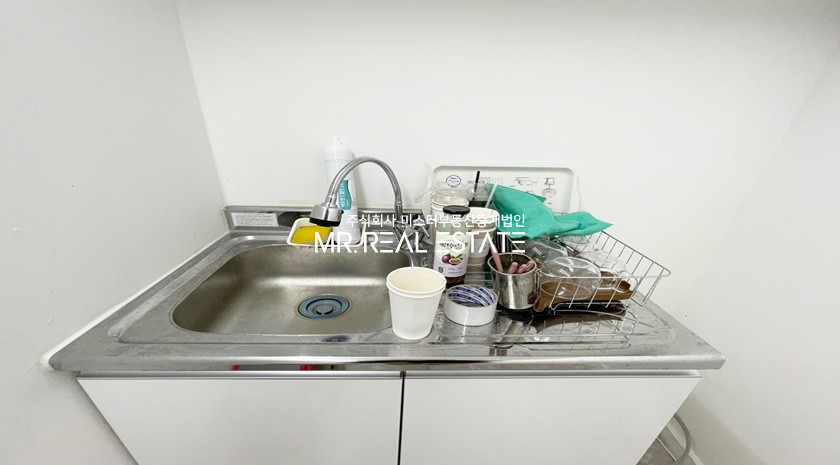 서울 강남구 신사동 S신사역근접역세권S실사진O주차O넓은홀O룸O남녀분리화장실 월세 매물번호 11522 사진 6