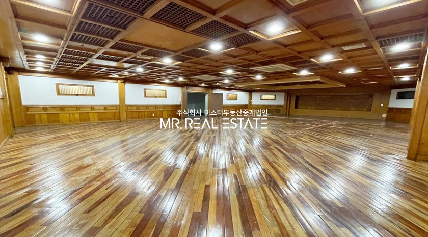 서울 강남구 신사동 S신사역근접역세권S실사진O주차2대O넓은홀O룸O남녀분리화장실O 월세 매물번호 11523 사진 1