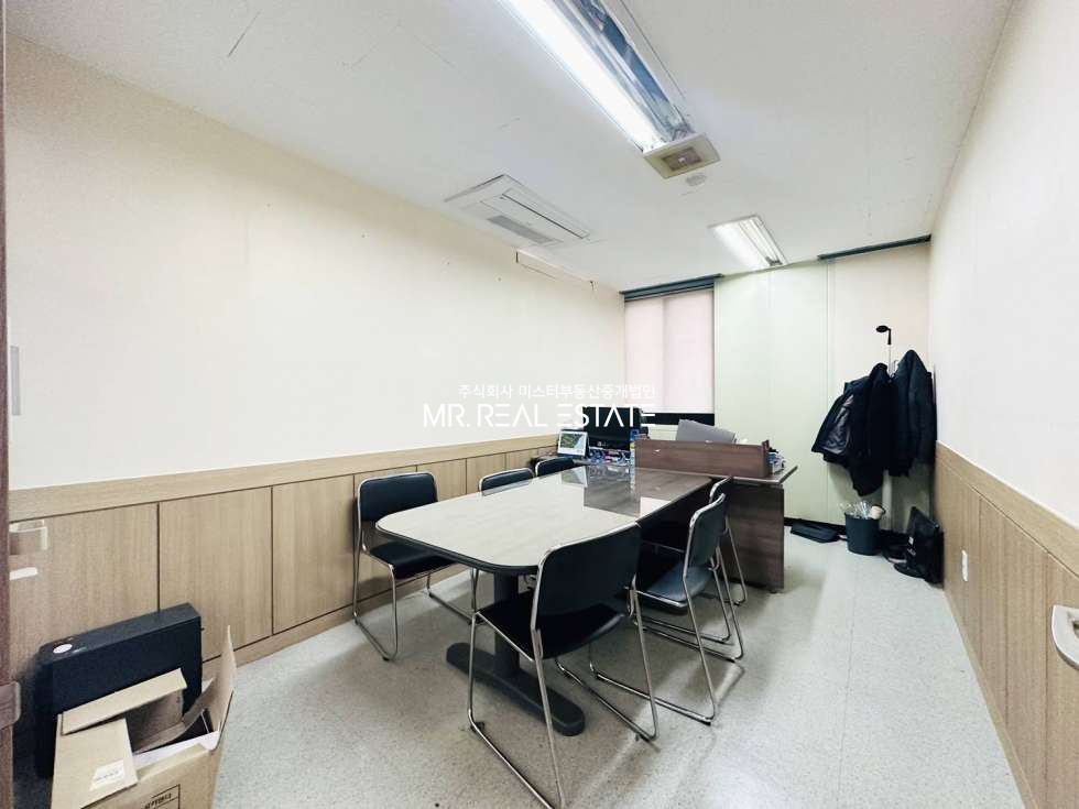 서울 서초구 양재동 강남대로이면.무료주차3대.컨디션굿.단독층사용. 월세 매물번호 11549 사진 5