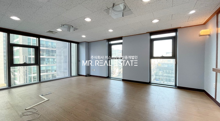 서울 강남구 역삼동 S강남역초근접S실사진O전층사용O주차O룸O채광↑ 월세 매물번호 11614 사진 2