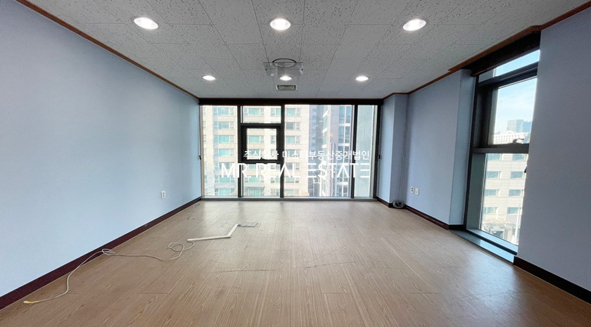 서울 강남구 역삼동 S강남역초근접S실사진O전층사용O주차O룸O채광↑ 월세 매물번호 11614 사진 3
