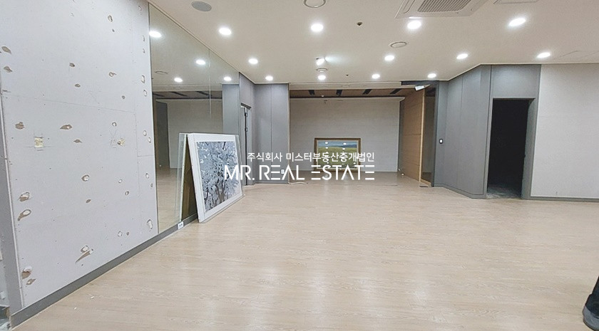 서울 강남구 삼성동 봉은사역,인테리어有,대로변,넓은평수,엘베有 월세 매물번호 11624 사진 3
