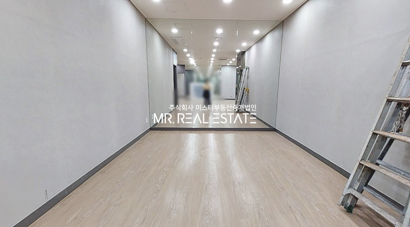 서울 강남구 삼성동 봉은사역,인테리어有,대로변,넓은평수,엘베有 월세 매물번호 11624 사진 4
