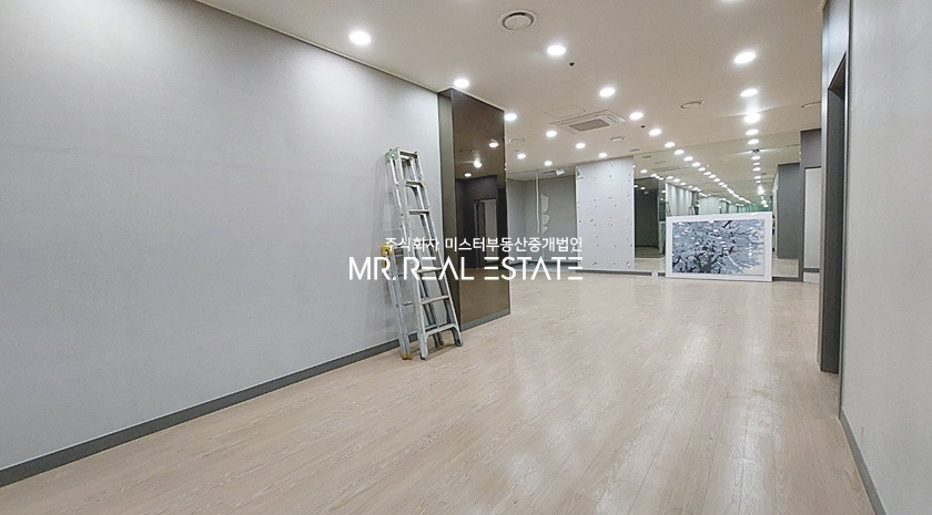 서울 강남구 삼성동 봉은사역,인테리어有,대로변,넓은평수,엘베有 월세 매물번호 11624 사진 5