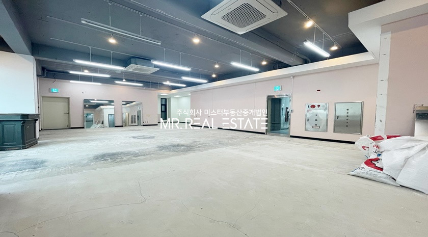서울 강남구 청담동 S청담역근접S도산대로대로변O전층사용O실사진O주차O넓은홀O 월세 매물번호 11625 사진 1