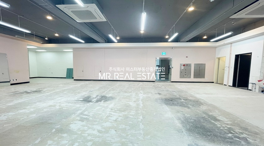 서울 강남구 청담동 S청담역근접S도산대로대로변O전층사용O실사진O주차O넓은홀O 월세 매물번호 11625 사진 2