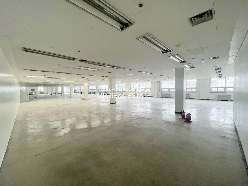 서울 강남구 대치동 S삼성역근접S실사진O넓은홀O주차무료4대O휘문고바로앞조용한사무실O 월세 매물번호 11639 사진 4