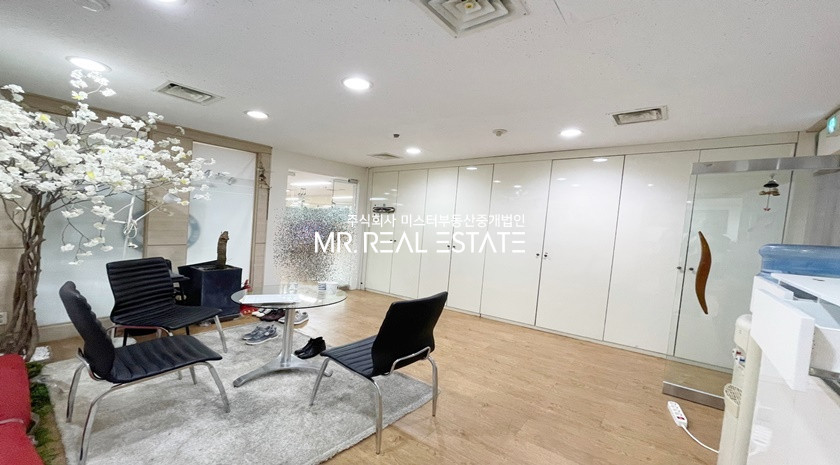 서울 서초구 서초동 S양재역근접역세권S실사진O주차O홀과룸O테라스O남녀분리화장실O 월세 매물번호 11657 사진 5