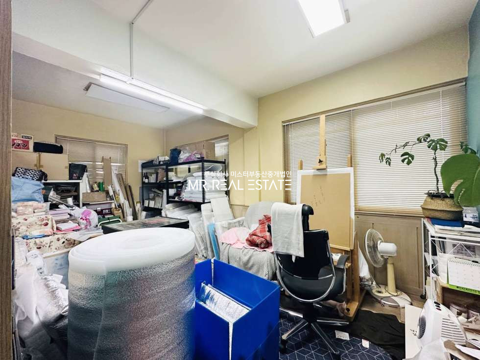 서울 강남구 대치동 대치사거리인접.교습소강력추천.소형ACE.탕비실有 월세 매물번호 11708 사진 4