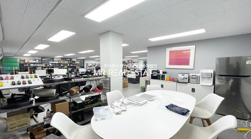 서울 강남구 논현동 S강남구청역근접S실사진O전층사용O넓은홀O접근성용이O엘레베이터O 월세 매물번호 11870 사진 4