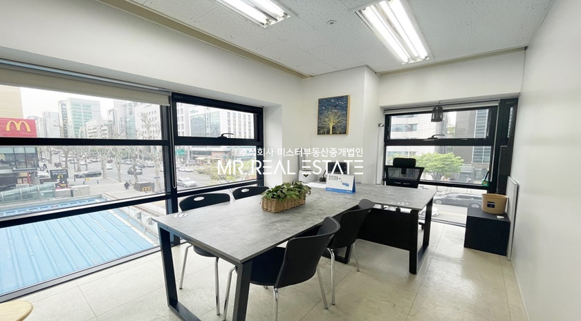 서울 강남구 삼성동 S선정릉삼성중앙더블S실사진O전층사용O대로변위치O주차O남녀분리화장실 월세 매물번호 11876 사진 6