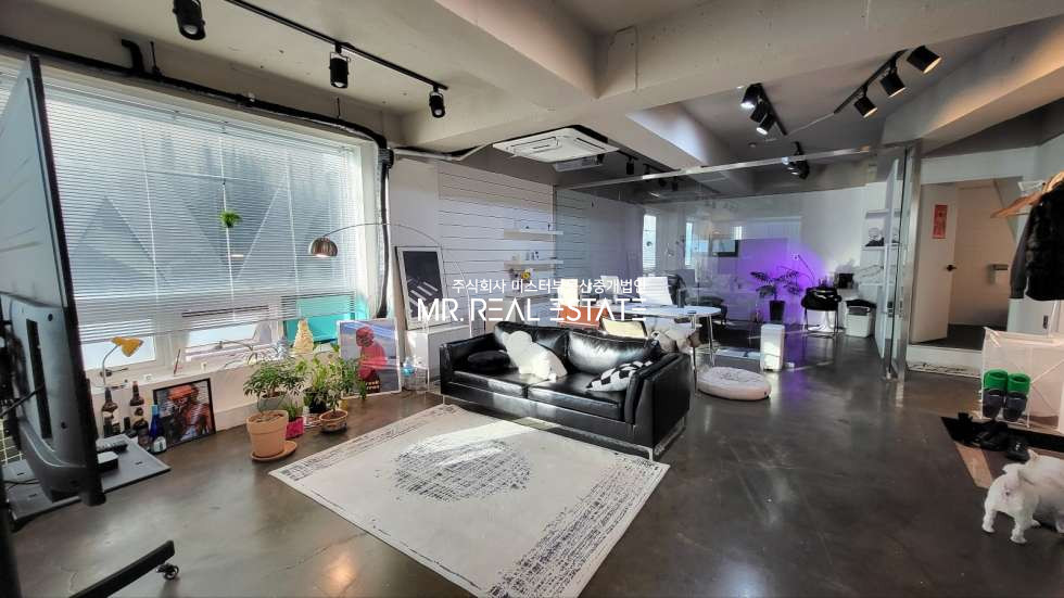 서울 강남구 역삼동 언주역도보3분.A급인테리어.현반영구샵 월세 매물번호 12043 사진 1