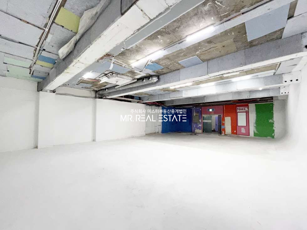 서울 강남구 개포동 주차2대,가성비좋은큰평수,엘베,채광최고,스튜디오추천,깔끔 월세 매물번호 12183 사진 1