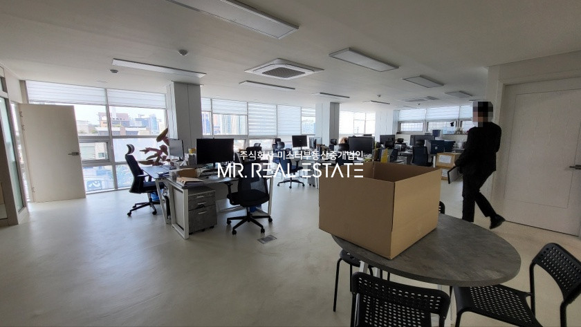 서울 강남구 역삼동 역삼역도보5분.지정주차1대.관리잘되는건물 월세 매물번호 12237 사진 1