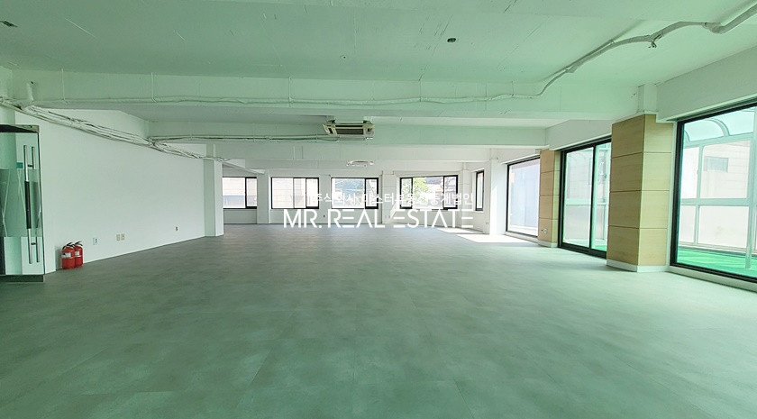 서울 강남구 논현동 신사역5분.내외관컨디션굿.즉시입주가능 월세 매물번호 12294 사진 3