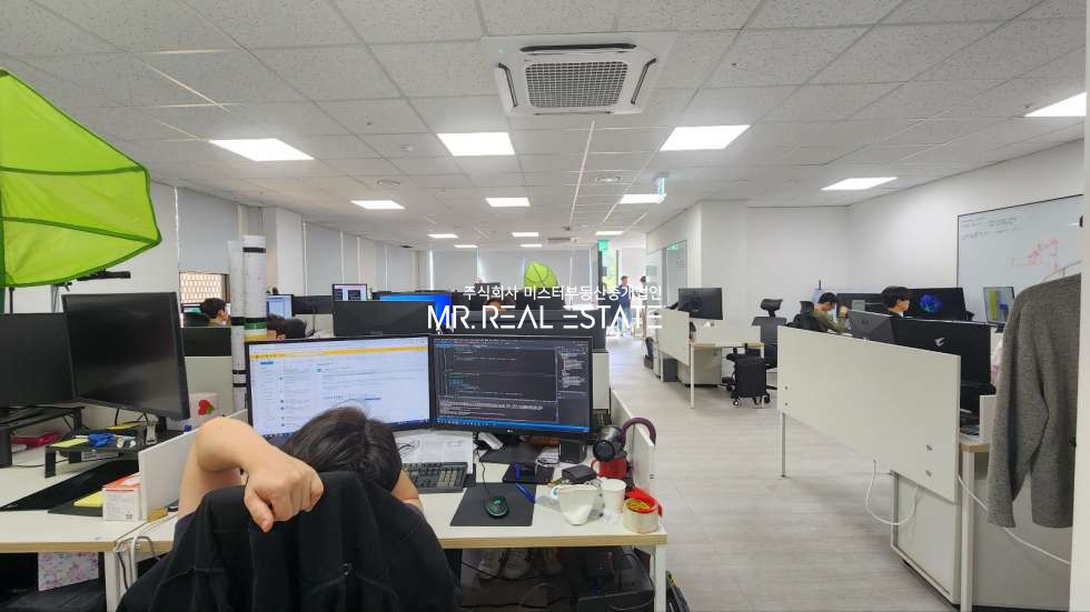 서울 강남구 청담동 강남구청,초역세권,조망우수,인테리어S급,신축 월세 매물번호 12299 사진 3