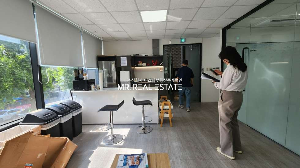 서울 강남구 청담동 강남구청,초역세권,조망우수,인테리어S급,신축 월세 매물번호 12299 사진 5