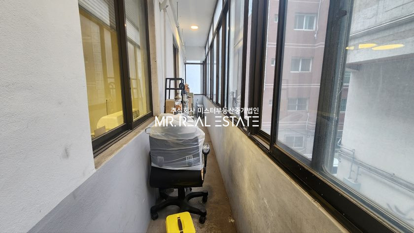 서울 서초구 양재동 실사진O,양재천거리,A급내부컨디션,ㄱ자베란다 월세 매물번호 12366 사진 7