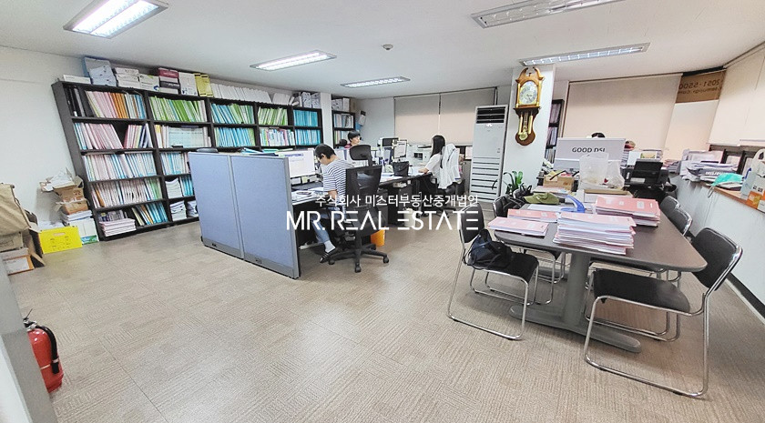 서울 강남구 논현동 신논현역4분역세권.세무.디자인.IT.광고.영상 월세 매물번호 12410 사진 2