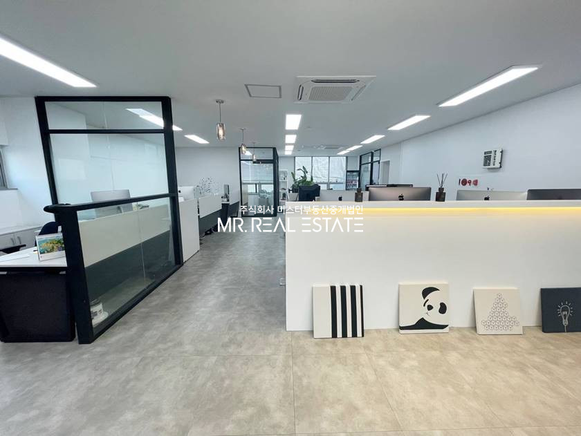 서울 강남구 대치동 선릉5.유리룸3.깔끔한화이트톤인테리어.빠른계약S 월세 매물번호 12427 사진 4