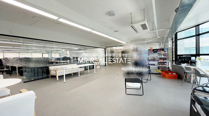 서울 강남구 삼성동 S삼성중앙역대로변위치S실사진O인테리어무상인수O룸O주차O 월세 매물번호 12642 사진 2