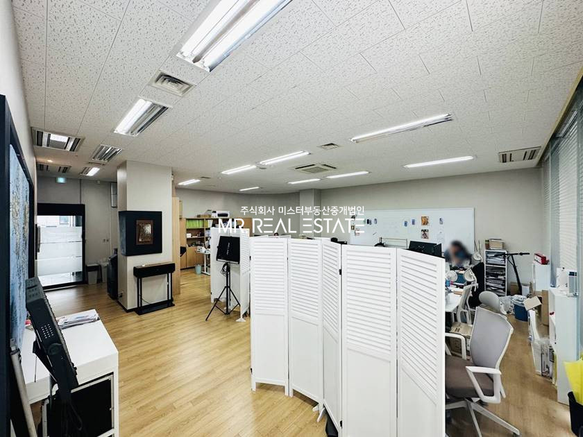 서울 강남구 도곡동 MR.실사O.도곡동.룸2.높은층고.주차2대.가성비좋은.사무실S급 월세 매물번호 12657 사진 2