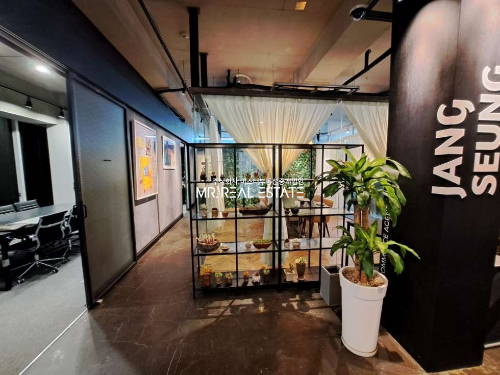 서울 강남구 논현동 S급 외관, ACE 인테리어, 실사진O , 주차O, 적극 추천 물건! 월세 매물번호 12701 사진 7