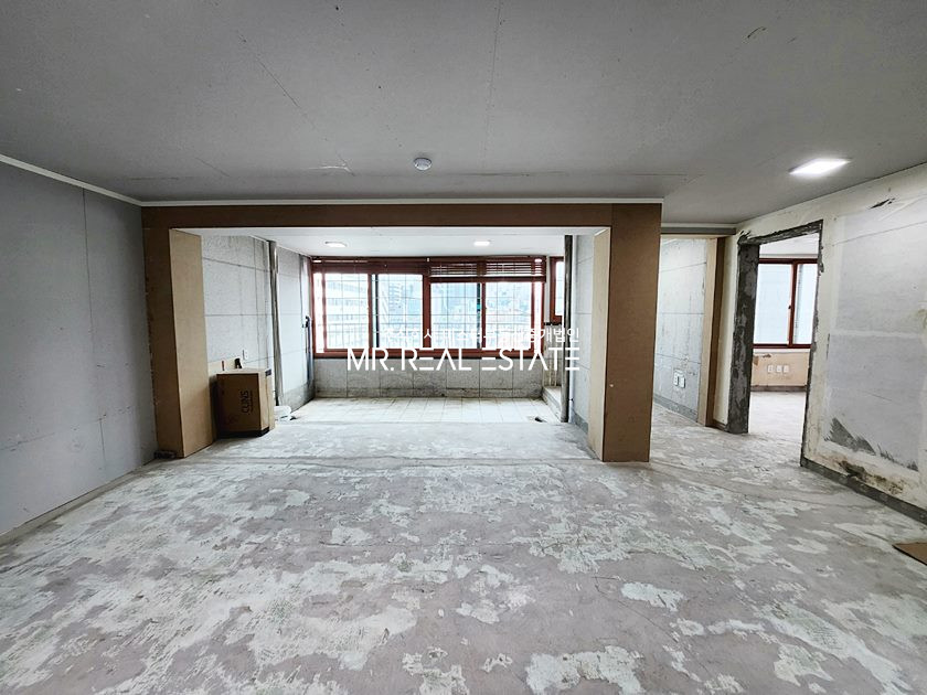 서울 강남구 신사동 실사진O,신사역세권,원복완료,베란다有 월세 매물번호 12731 사진 5