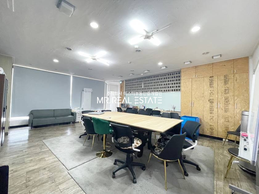 서울 강남구 논현동 학동.대로변.관리비0.내부수도.아이티.디자인 월세 매물번호 12823 사진 2